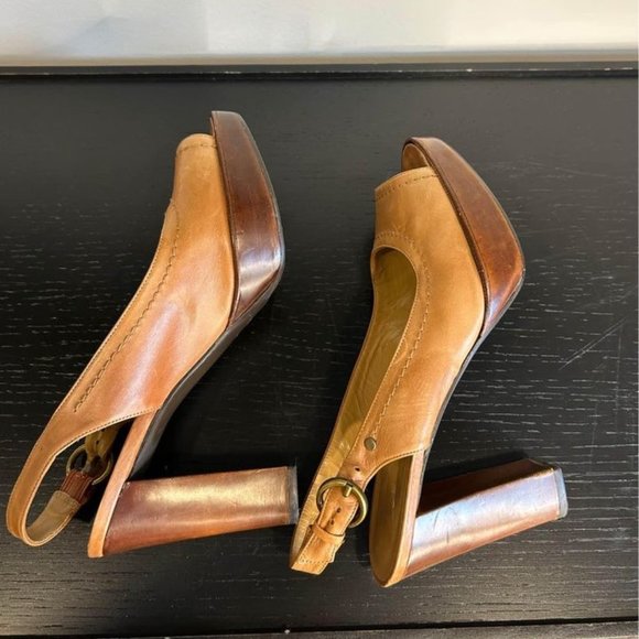 Stuart Weitzman Tan Peep-Toe Heels - Picture 3 of 9